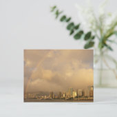 ハワイ州ホノルルに虹3 ポストカード (スタンド正面)