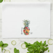 ハワイ熱帯産パイナップル花と家族名 キッチンタオル (折り畳み)
