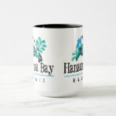 ハワイ諸島、ウミガメ、ハイビスカスの花 マグカップ (中央)