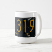 ハワイ1951のナンバープレート コーヒーマグカップ (正面右)