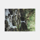 ハワイ·マウイ·ア滝がブループールに流れ込む フリースブランケット (正面(横))