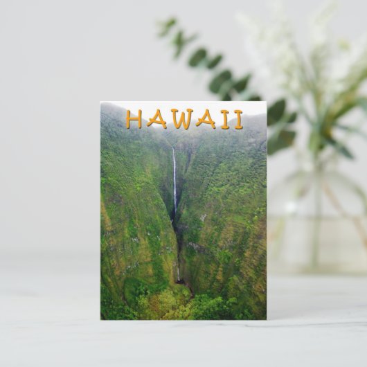 ハワイ・モロカイの絶景の滝 ポストカード (スタンド正面)