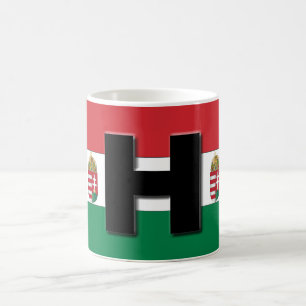 ハンガリーの旗および頂上のマグ コーヒーマグカップ