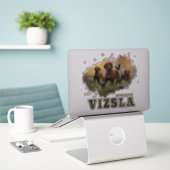 ハンガリービズラアートステッカー シール (デスク上のノートパソコン)