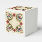 ハンガリー刺しゅう特典ボックス フェイバーボックス (正面サイド)