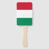 ハンガリー国旗を掲げたハンドファンのセット ハンドファン (正面)