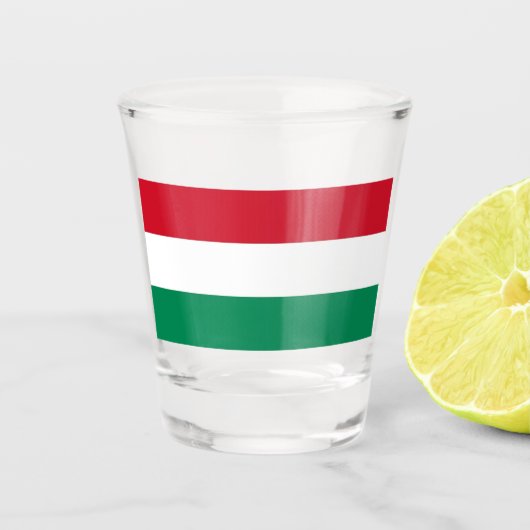 ハンガリー国旗を掲げた愛国的なショットグラス ショットグラス (正面)