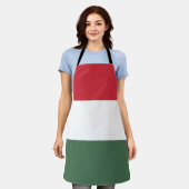 ハンガリー国旗 エプロン (着用した状態)