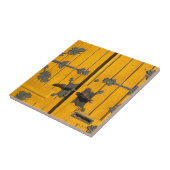 ハンガリー語によって飾られる黄色いドア タイル (側面)