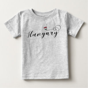 ハンガリー語ハンガリーのハートのTシャツ ベビーTシャツ