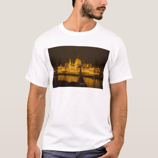 ハンガリー議会ブダペスト Tシャツ (正面)