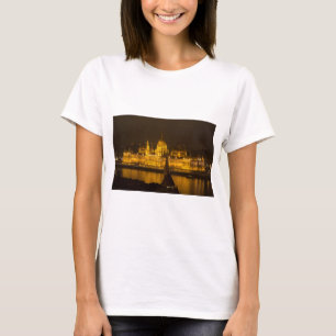 ハンガリー議会ブダペスト Tシャツ