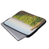 ハンガリー，トカジのブドウ畑 ラップトップスリーブ (正面下部)