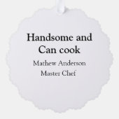 ハンサムで缶調理師名主シェフ日付を追加 オーナメントカード (裏面)