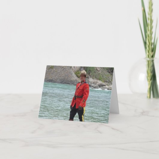 ハンサムなマウンティハッピーカナダデーおもしろい写真 カード (正面)