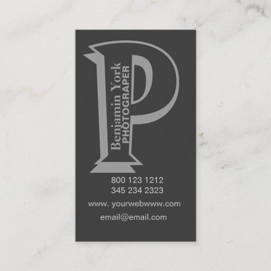 ハンサムな手紙Pのカメラマンのmanogramを活字に組んで下さい スクエア名刺 (正面)