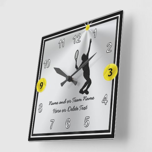 ハンサムパーソナライズされたなテニス男性への時計、少年 スクエア壁時計 (傾斜)