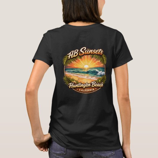ハンティントンビーチの夕焼けTシャツ Tシャツ (裏面)