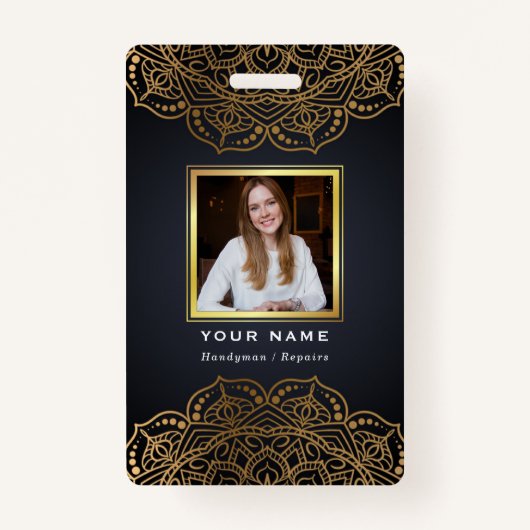 ハンディーマンが黒い金ゴールドを修理  バッジ (正面)