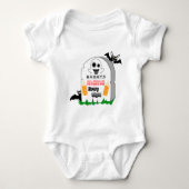 ハントおもしろいママ毎晩かわいいこうもり&ボトル ベビーボディスーツ (正面)