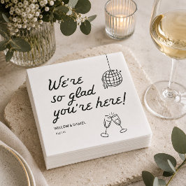 ハンドドローンの「We're So Glad You're Here」ウェディング スタンダードカクテルナプキン