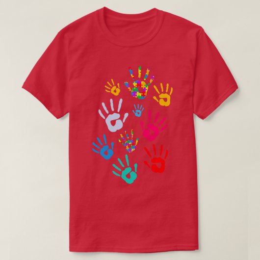 ハンドプリントキッズ自閉症意識パズルファミリーママ Tシャツ (デザイン正面)