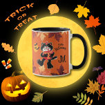 ハンド色彩の鮮やかハッピーハローウィンキャットパンプキンモノグラム マグカップ<br><div class="desc">なんておもしろいだ！ジャニスカバ色彩の鮮やかンのハッピーハローウィン猫の素晴らしい手。こうもりと満月で – そしてヒーローは運かぼちゃだ。モノグラムでパーソナライズし楽しむて、何年もそれを来する。デザインに関する質問やサポートは、charmdesignstudio@rcn.comにチャットやメールを送信するだけで、喜んでサポートを受けることができます。</div>