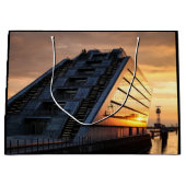 ハンブルク・ドイツ ラージペーパーバッグ (正面)