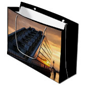 ハンブルク・ドイツ ラージペーパーバッグ (正面アングル)