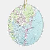 ハンプトンのビーチNH (1957年)のヴィンテージの地図 セラミックオーナメント (左)