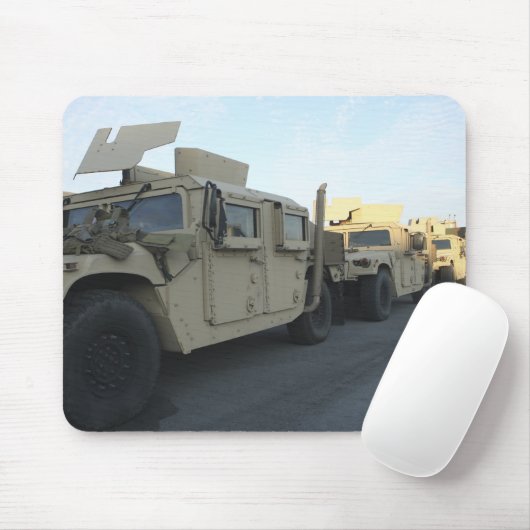 ハンベはモレヘッドシティの桟橋に座る マウスパッド (マウス)