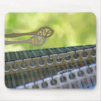 ハンマーのDulcimerのマウスパッド マウスパッド