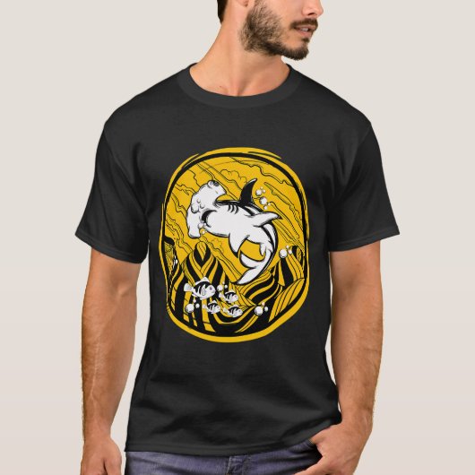 ハンマーヘッドシャークの世界 Tシャツ (正面)