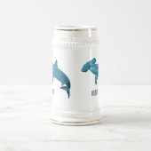 ハンマーヘッドシャーク漫画イラストレーション ビールジョッキ (中央)