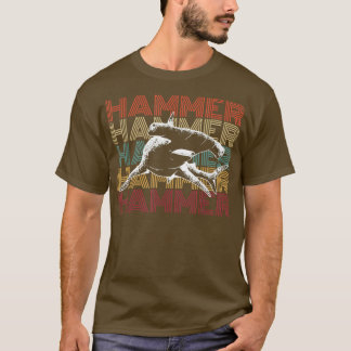 ハンマーヘッドSh用のハンマーヘッドシャークダイビングデザイン Tシャツ