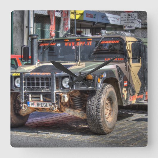 ハンマーH1 スクエア壁時計 (正面)