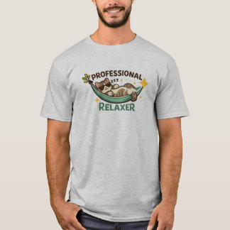 ハンモックでゴロゴロサングラスのおもしろ猫プロフェッショナルリラクサー Tシャツ