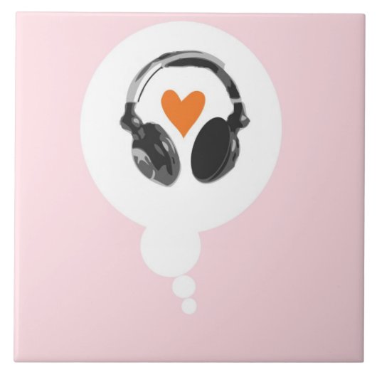 ハートおよびヘッドホーンが付いている思考の泡 タイル (正面)