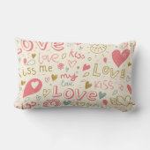 ハートおよび唇を搭載するロマンチックなパターン ランバークッション (裏面)