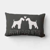 ハートおよび文字が付いているAiredaleテリアのシルエット ランバークッション (裏面)