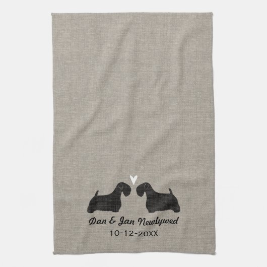 ハートおよび文字が付いているSealyhamテリアのシルエット キッチンタオル (縦)