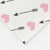 ハートおよび矢のパーソナライズな結婚記念日 フリースブランケット (角)