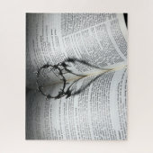 ハートおよび聖書イバラの冠 ジグソーパズル (縦)