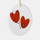 ハートおよび聴診器のTシャツおよびギフト セラミックオーナメント (右)