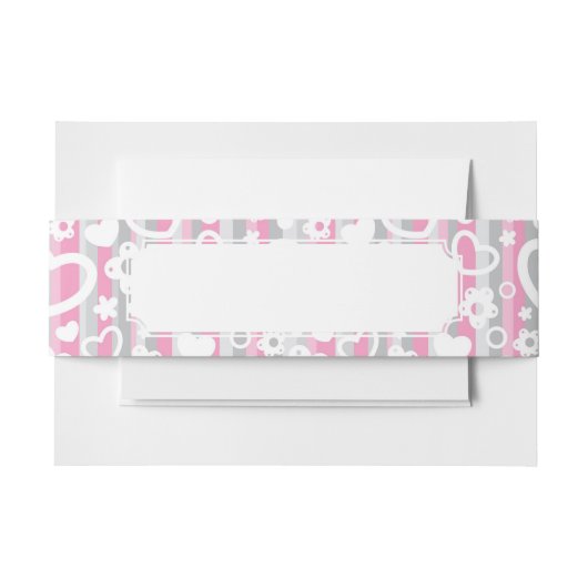 ハートおよび花が付いているパターン 招待状ベリーバンド (正面例)