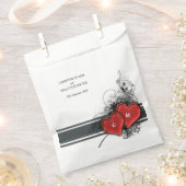 ハートとスクロール フェイバーバッグ (クリップ留めされた状態)