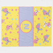 ハートとブニーの黄色とピンクの女の子の名前 フリースブランケット (正面(横))