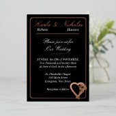 ハートとローズの花、エレガントなブラックウェディング 箔招待状 (立ち正面)