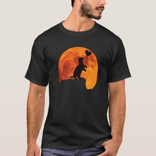 ハートと共に満月を眺める猫のシルエット。美しい Tシャツ (正面)