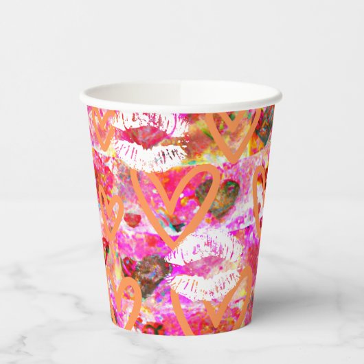 ハートと唇 紙コップ (左)
